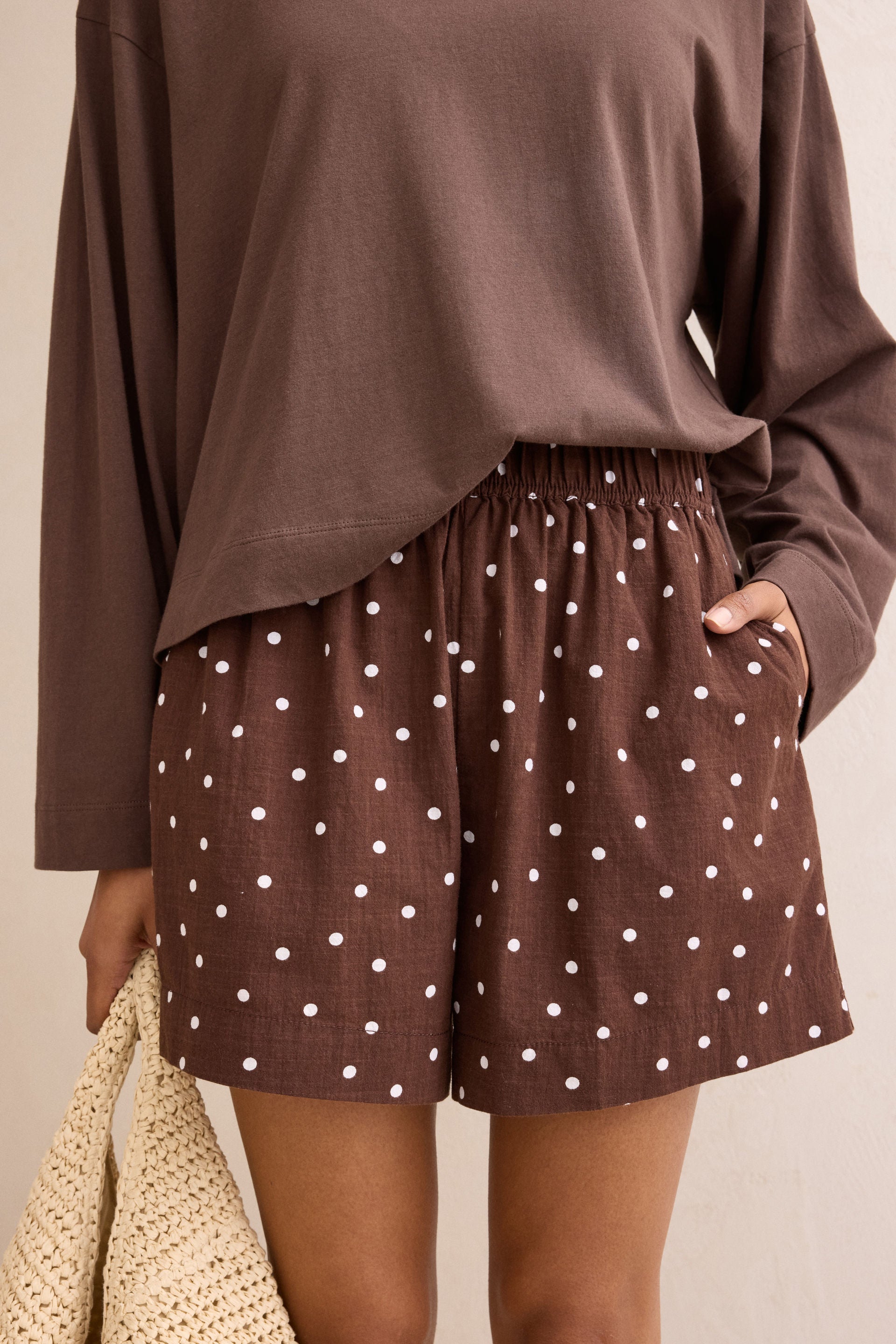 Mila Short Choc Scattered Spot