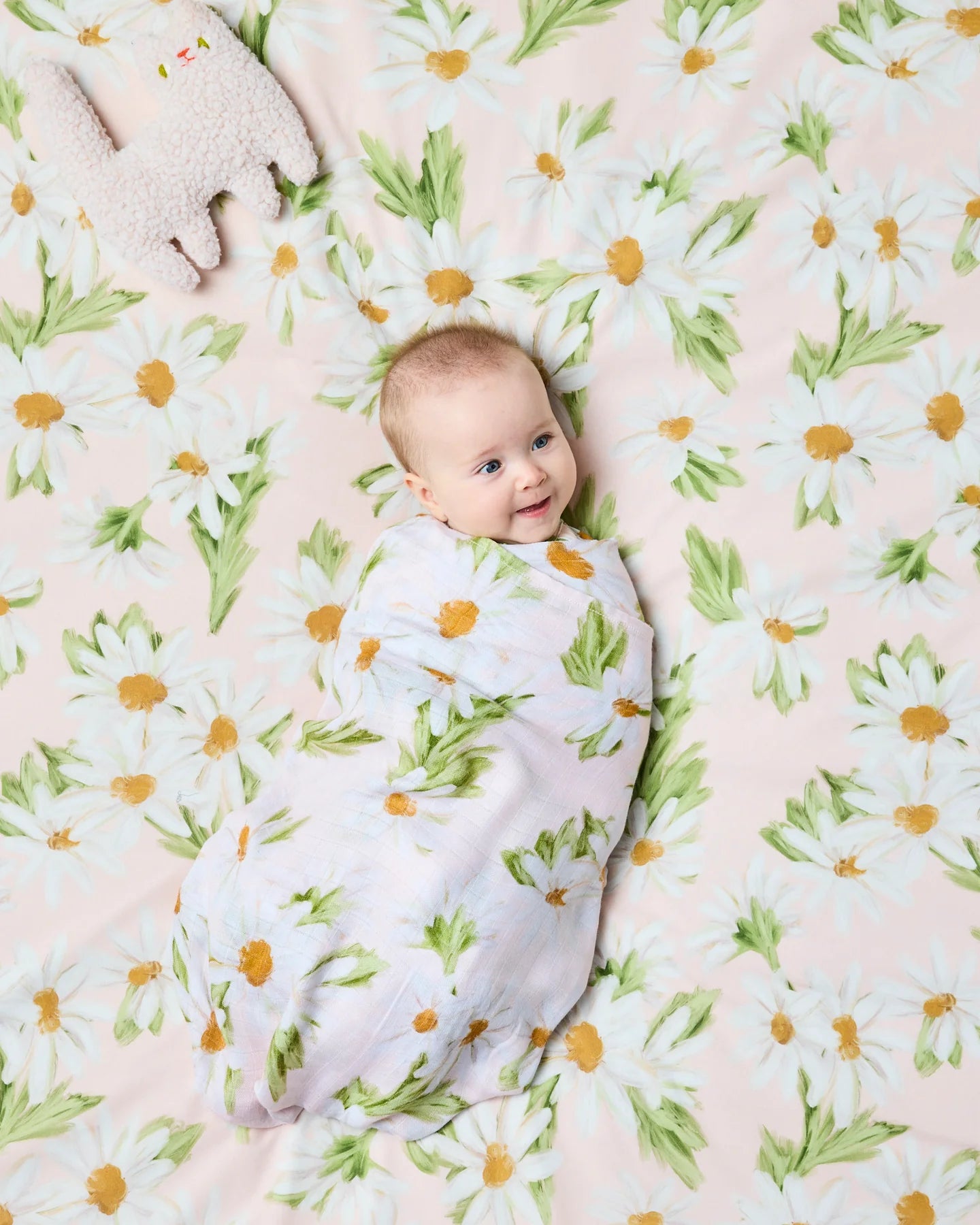 Sweet Daisy Swaddle